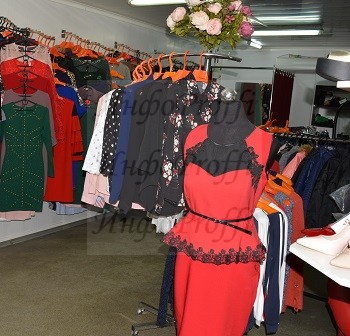 Магазин женской одежды и обуви в Чалтыре 