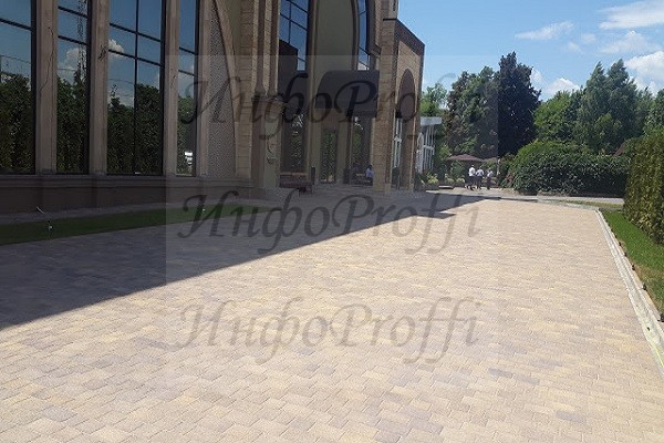 Тротуарная плитка в Чалтыре - image Trotuarnaya-plitka-005 on http://infoproffi.ru