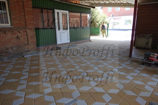 Тротуарная плитка в Чалтыре - image Trotuarnaya-plitka-012 on http://infoproffi.ru